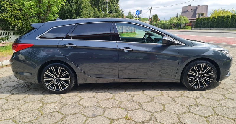 Hyundai i40 cena 54900 przebieg: 170231, rok produkcji 2016 z Tarnobrzeg małe 781